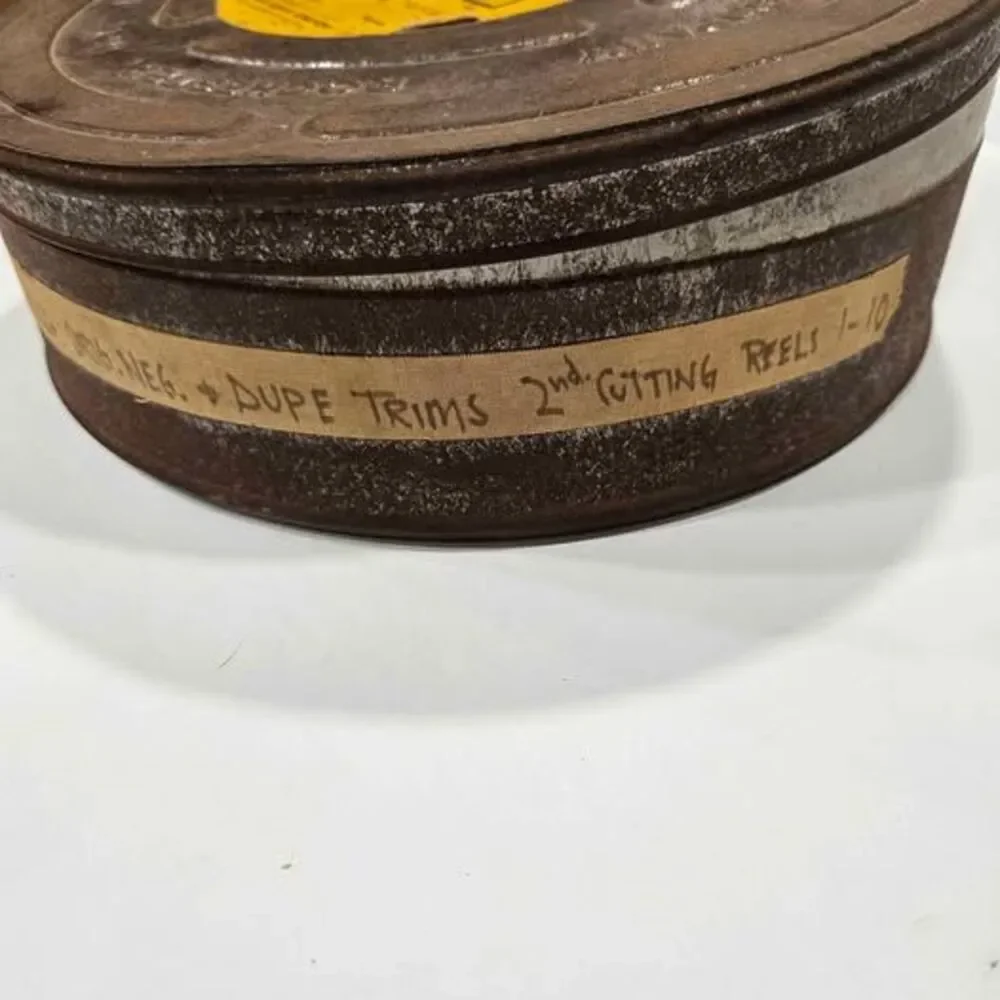 Vintage Eastman 35mm Film Can  Storage Tin. Old and Rusted